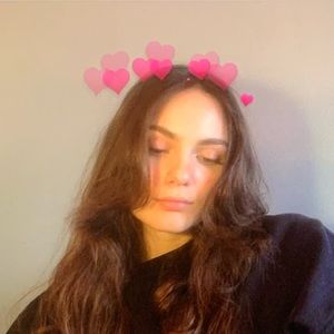 Meet your Posher, Emily